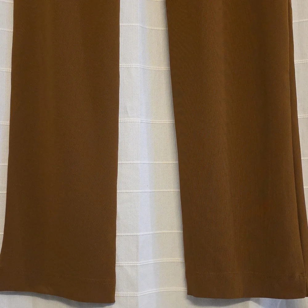 Boston Proper Brown Stretchy Travelers Pants. Size Medium/Large. - Picture 5 of 6